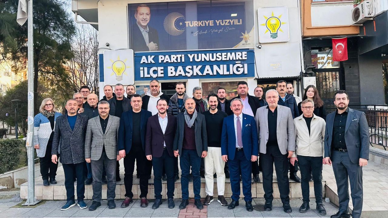 Arınç ilçe teşkilatıyla bir araya geldi