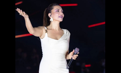 Ebru Yaşar, Manisalıları coşturdu