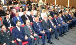 Manisa’ya yeni nesil “Yaşayan Kütüphane”: Bakan Ersoy açılışta müjdeyi verdi