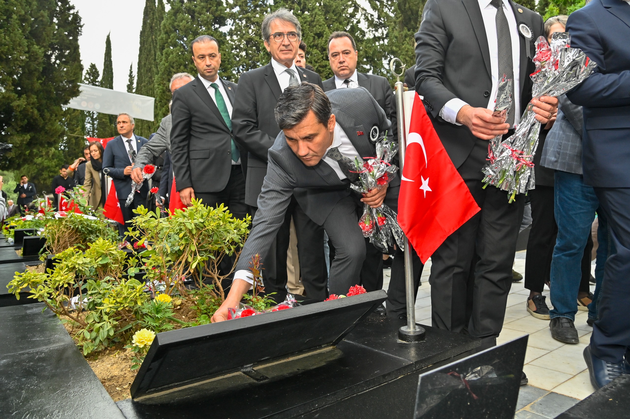 Ferdi Zeyrek “Bugün Sadece Bir Yas Günü Değil, Aynı Zamanda Bir Utanç Günüdür” (1)